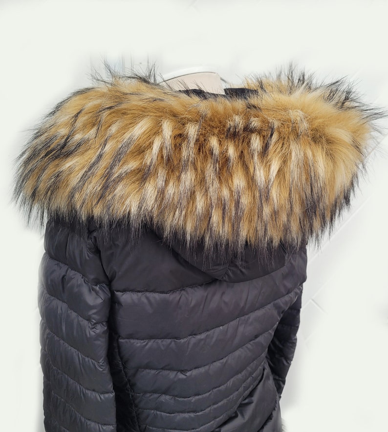 Extra stor huva med vegansk fuskpälskant 70 cm, stor fuskpälskragekant, fusktvättbjörnspäls, pälskrage, fuskpälshuva, pälsjacka, päls bild 4