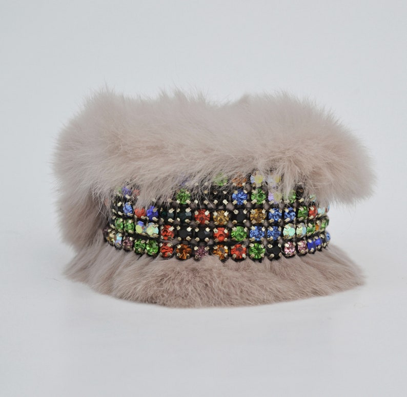 Beautiful Real Rabbit Fur Handmade Women Girl Lady Bracelet with Shiny Crystal Beads Leather Wrist Ring Cuff Gray Beige Fur Accessories