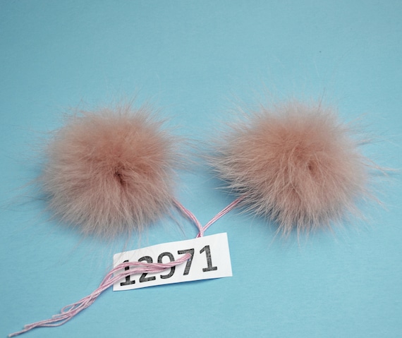 Women 10/12cm Large Faux Raccoon Fur Pom Pom Ball with Press Button /  Elastic Rope for Knitting Hat Keychain Pendant
