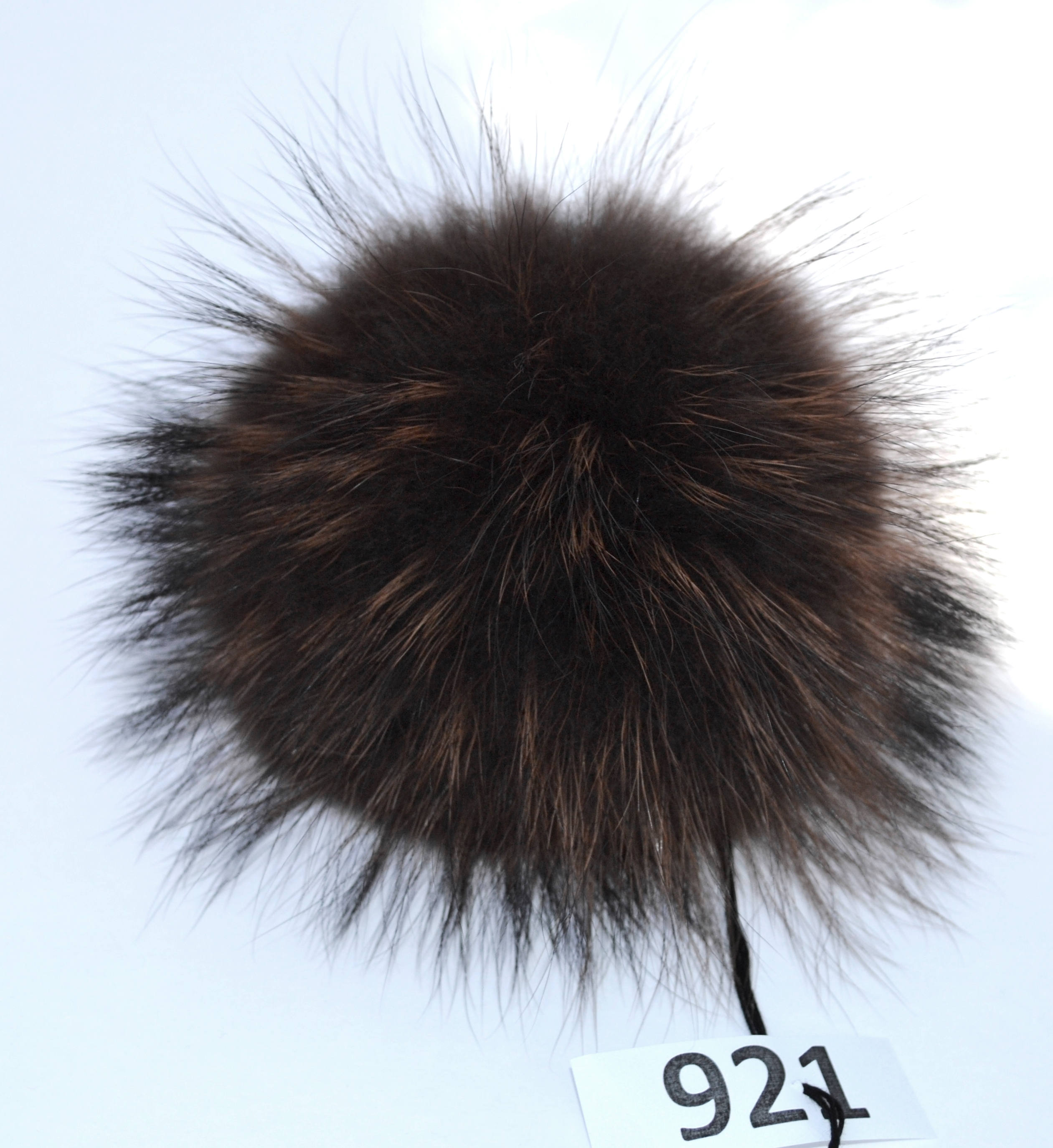 7-8,5 LARGE FUR POM Pom! White Raccoon Pom Pom for Hat Beanie Tuque W –  SunnyBunnyCrochet