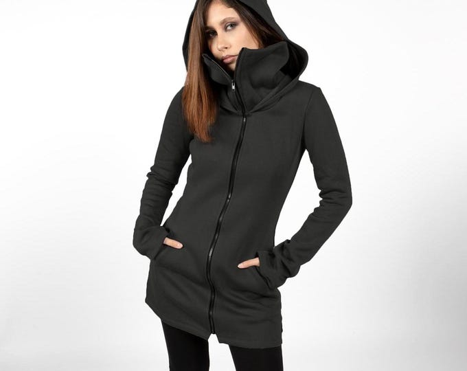 Black hooded long coat with facemask and pockets. Elven winter sweatshirt zipper jacket. Pixie hoodie long jacket. Goth winter coat jacket.