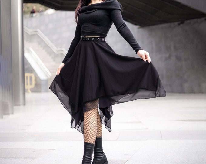 Witch mesh black maxi skirt. Fairy witch long skirt. Gothic maxi skirt. Cottage core skirt. Fairy clothing. Festival skirt. Dance skirt.