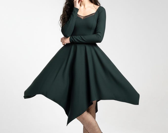 Emerald Green Boho Corset-Sleeve Maxi Dress | Romantic Medieval Fairy Gown for Autumn & Winter
