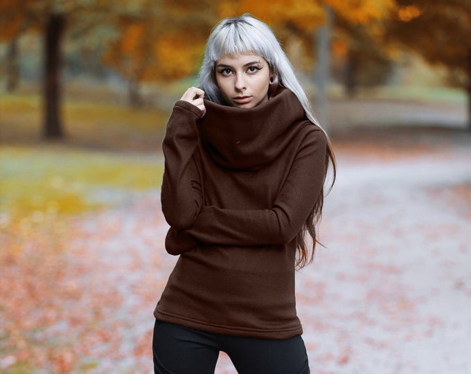 Brown fleece hooded sweatshirt. Cowl hooded pixie top. Winter hooded pullover. Fairy hooded top. Elven clothing. Elven hooded sweater.