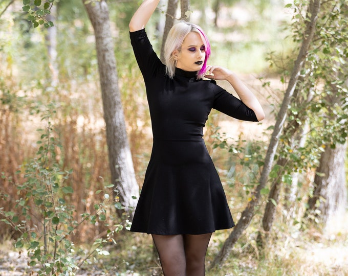 Black Knit Fit and Flare Cap Sleeve Skater Dress. Goth casual dress. Pin-up dress. Gothic clothes. 3/4 sleeve party dress. Elven witch tunic