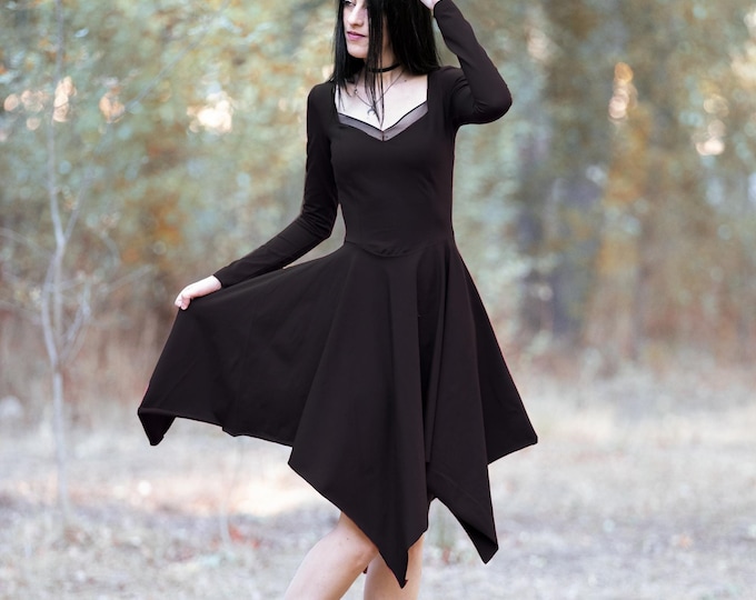 Black ren fae goth maxi winter dress. Medieval fairy dress. Cottagecore tunic. Long sleeve corset dress. Halloween dress. Gothic clothing.