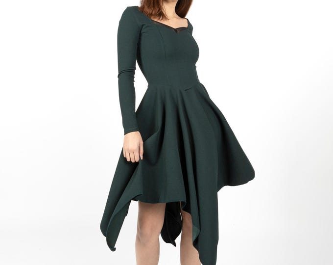 Emerald green corset sleeve maxi dress. Romantic faery midi dress. Medieval sleeve corset dress. Festival dress. Boho dress.
