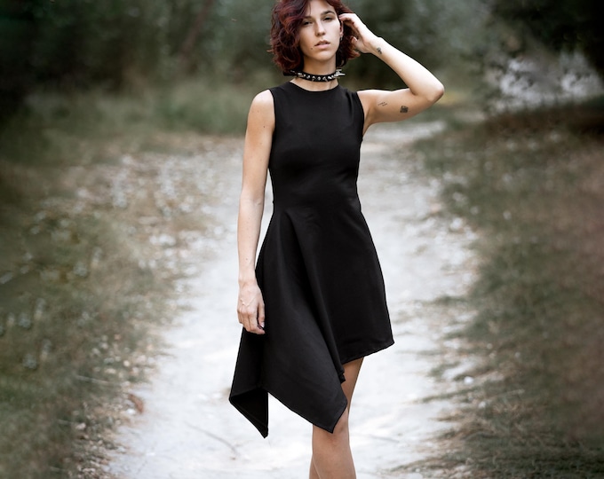 Black minimal asymmetrical goth tunic dress. Faery dress. Pixie sleeveless dress. Gothic clothes. Casual black dress. Elven tunic dress.