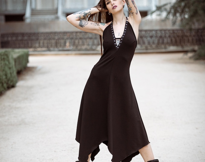 Black V-neck maxi open back dress. Dark boho witch halter dress. Goth grunge dress. Fairy maxi dress. Bohemian dress. Elven festival clothes
