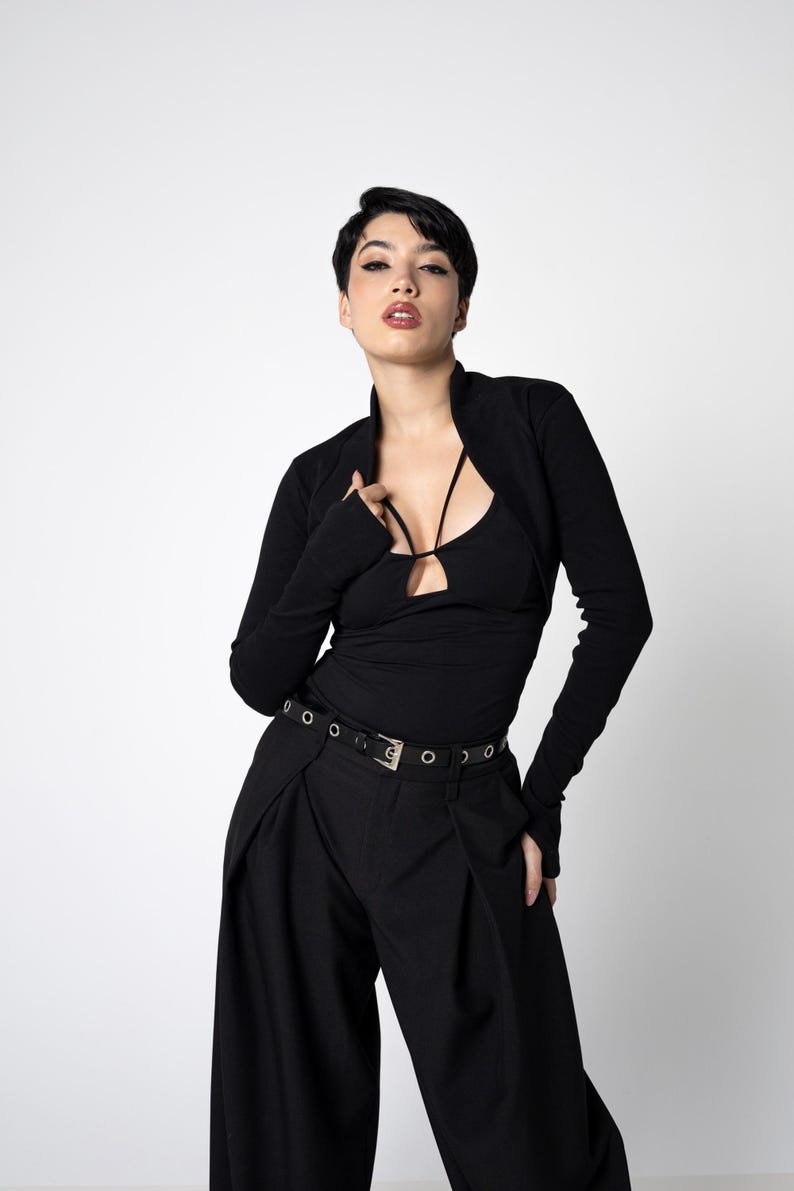 Organic cotton knit Elegant black cropped bolero shrug with long thumbhole sleeves – goth Cocktail minimalist knit cardigan. image 12