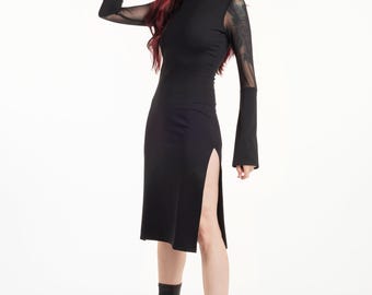 Robe mi-longue Sofia à col roulé et fente latérale