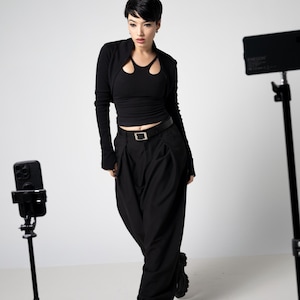 Organic cotton knit Elegant black cropped bolero shrug with long thumbhole sleeves – goth Cocktail minimalist knit cardigan. image 6