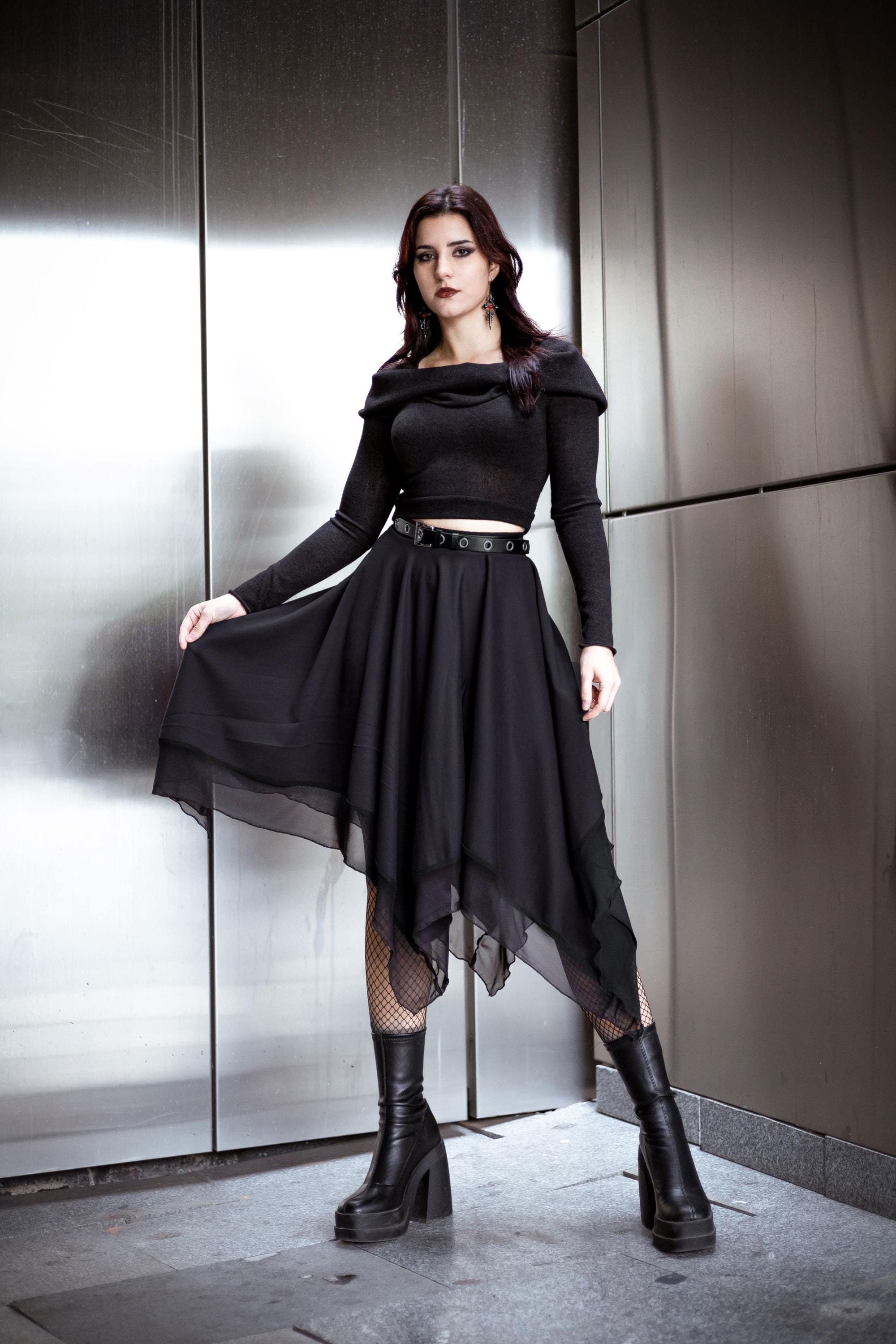 thumbnail interactive-video image 1 of Vigerkar Womens Tiered Ruffle Tulle Maxi Skirt A Line Elastic High Waist Tutu Long Skirt Puplum Mesh Skirt Wedding Skirt Black, One Size 1 of 9