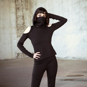 Black festival long sleeve top with dust mask. Hooded elven sweater. Pixie Hooded sweatshirt. Autumn winter pullover. Boho pixie clothing image 7