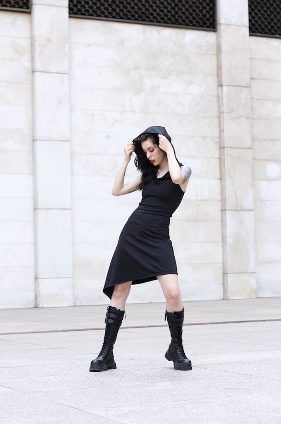 Hooded deals black dress