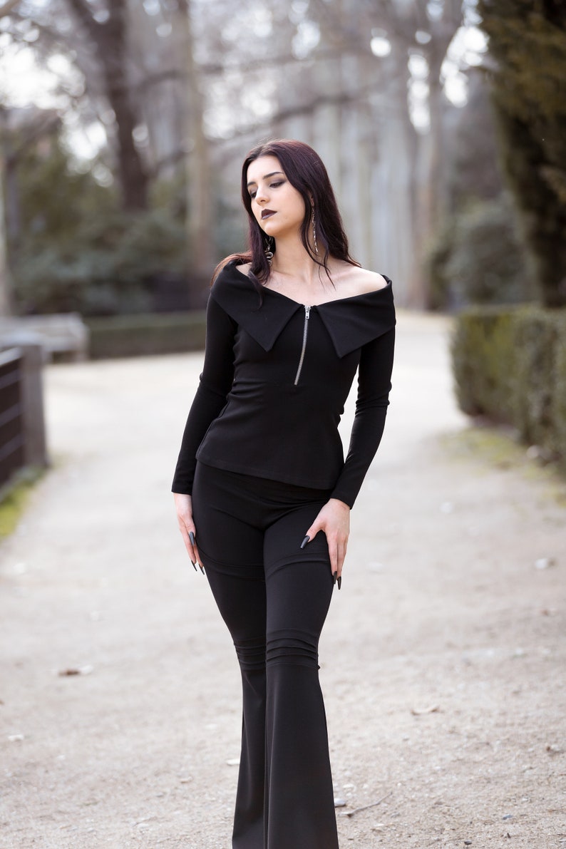 Sailor off shoulder gothic blouse. Formal sleeve top. Minimalist black bardot blouse. Cocktail clothing. Elegant top imagen 10