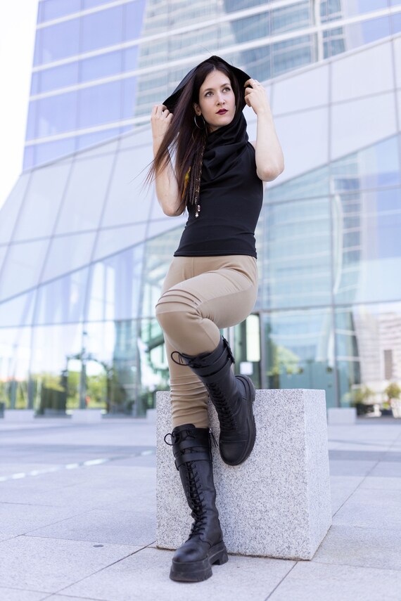 Futuristic Leggings With Pockets. Yoga Pants With Pockets. Yoga