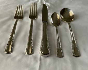 Holmes and Edwards May Queen Silverware * Complete Service for 4 * Silver Inlaid * Mix & Match