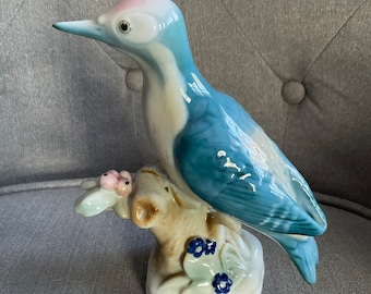 Porcelain Figurine Made in  Zsolnay Hungary * Vintage Collectable Bird