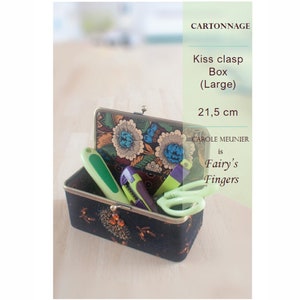 Cartoning tutorial for a 21.5 cm Clasp Box