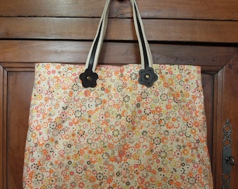 Einkaufstasche mit stilisierten Blumen, Strandtasche