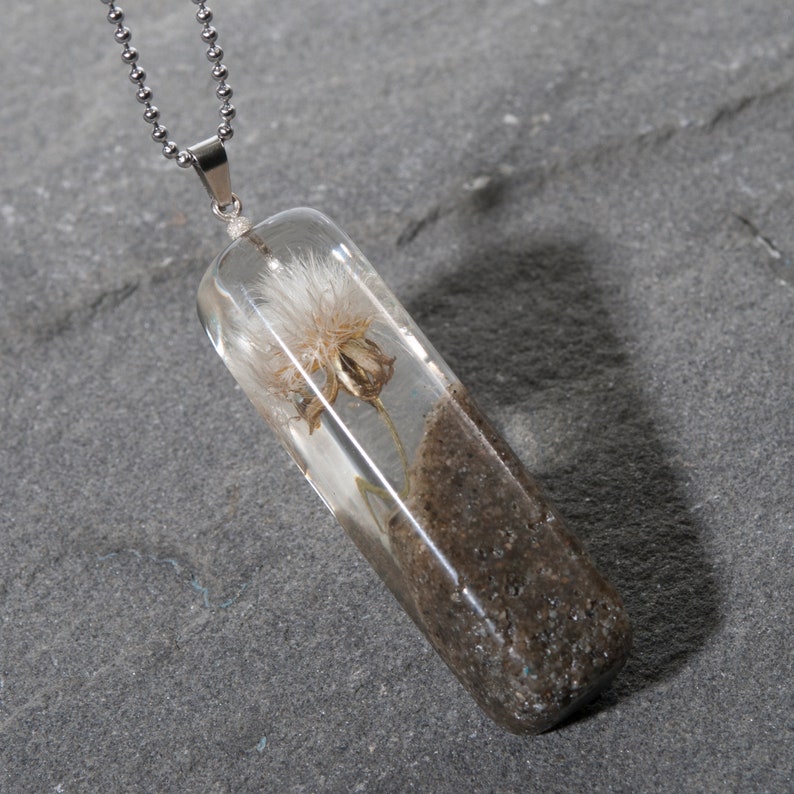 Resin necklace, dandelion in resin, mini dandelion, handmade pendant, concrete and resin, image 4