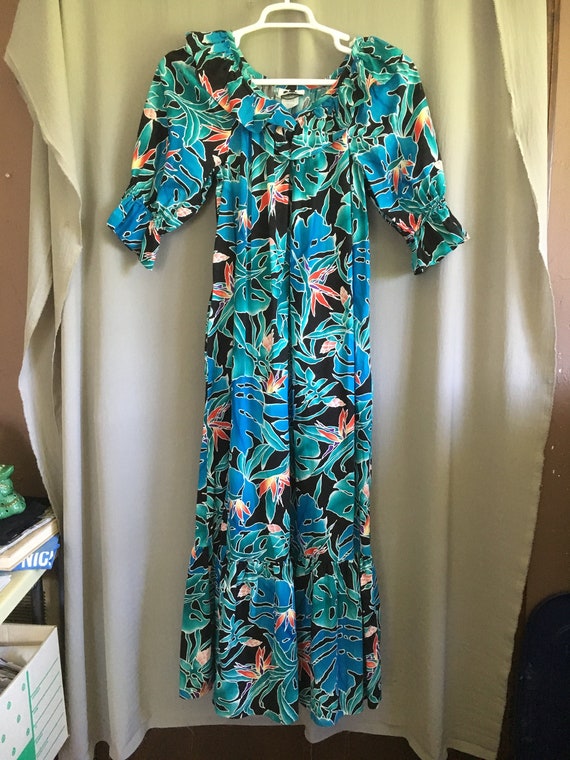 hilo hattie dresses