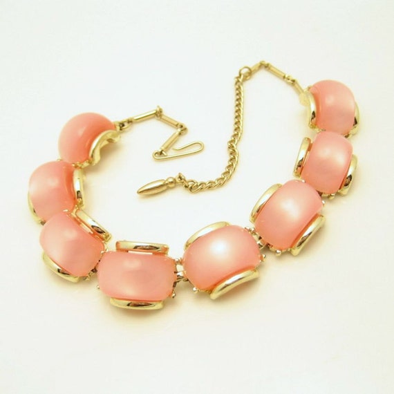 Vintage Lucite Necklace Pink Moonglow Stones Mid … - image 3