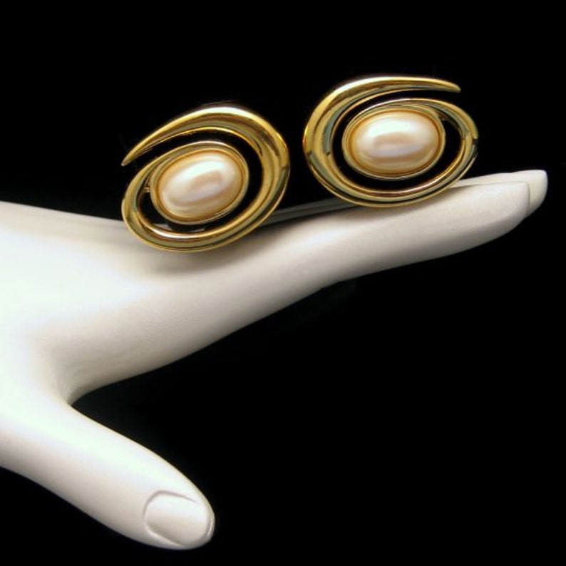 MONET Vintage Clip Earrings Mid Century Large Faux Pearls Atomic Modernist Goldtone image 2