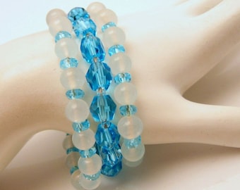 JAPAN Vintage Glass Crystal Beads Bracelet Mid Century White Aqua 3 Strands Gorgeous