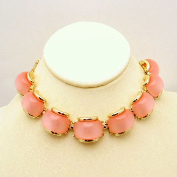 Vintage Lucite Necklace Pink Moonglow Stones Mid … - image 2