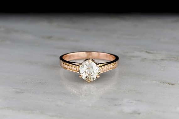 vintage, domaine Bague de fiançailles solitaire monture cathédrale  post-victorienne du début des années 1900 avec un diamant taille mine  ancienne,