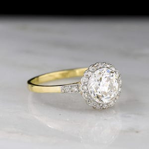 Gilded Age Two-Toned Cluster Ring with a Floral-Patterned Transitional Cut Diamond Center image 2