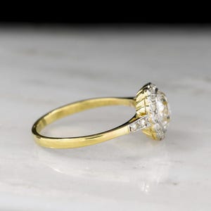 Gilded Age Two-Toned Cluster Ring with a Floral-Patterned Transitional Cut Diamond Center image 3