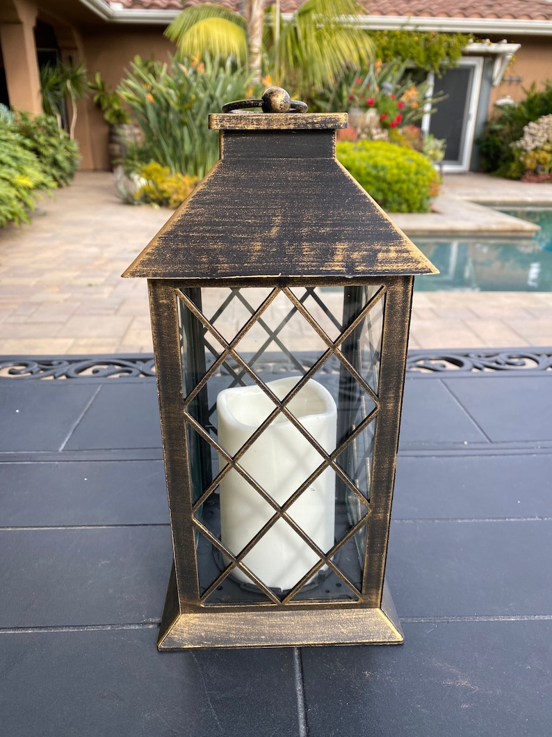 Navy Lantern Centerpiece Weddings Wedding Lantern Centerpiece Wedding Centerpiece Navy Blue Wedding Centerpiece Wedding Lantern Flowers