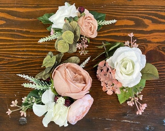 Three Tier Wedding Cake Flowers, Cascading Wedding Cake Topper Flower Package in Blush Mauve Ivory/White, Set of Three Wedding Cake Decor