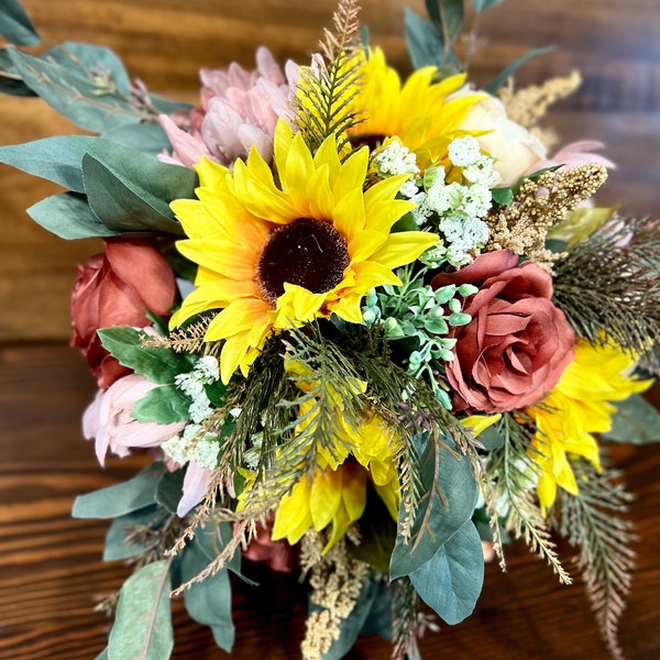 Sunflower Bridal Bouquet, Country Wedding Flowers, Yellow Sunflower Bridesmaid Bouquet, Fall Rustic Barn Sunflower Wedding Flowers, Bouts