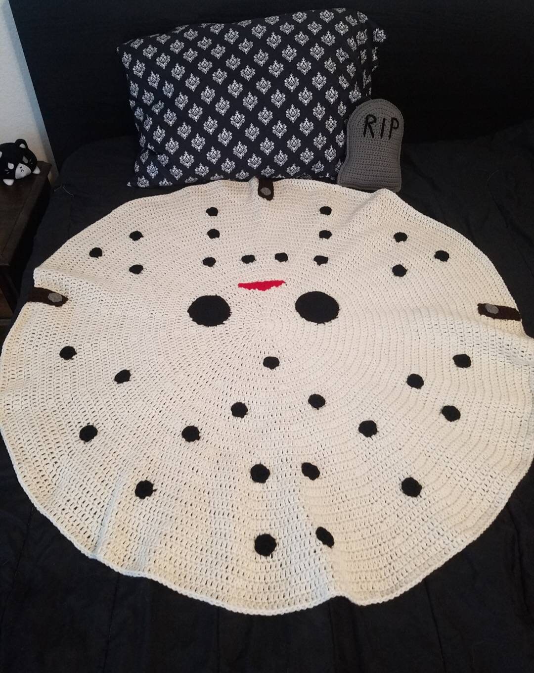 Jason Mask Blanket Crochet Throw Blanket Halloween Etsy