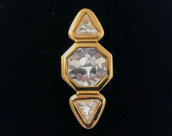 スワロフスキー 2017年限定 VINTAGE SWAROVSKI 3 Clear Bezel Set Crystals Bar Pin. Has
