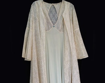 Vintage 1960s Alepin Lace Gown Robe Set Medium Honeymoon Bridal Lingerie