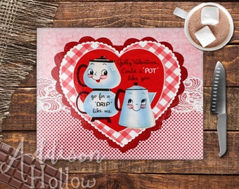 Tabla de cortar de vidrio con collage de amor y café de San Valentín vintage