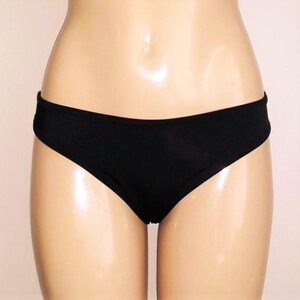 Low rise timeless bikini bottom