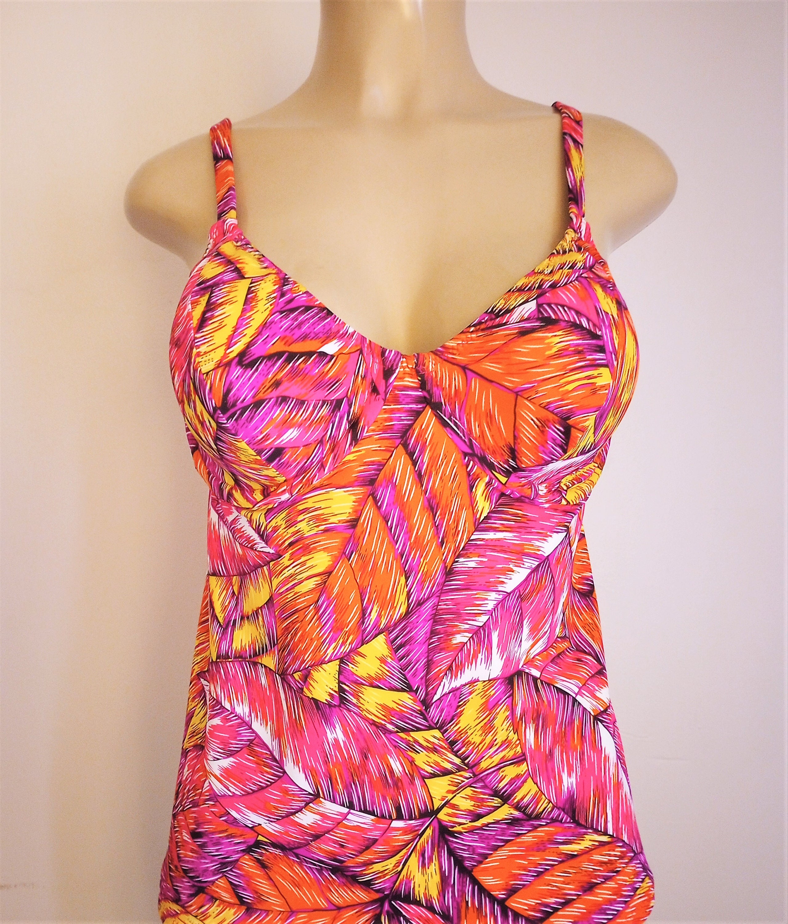 Tankini Tops Underwire Open Back, Bigger bust sizes