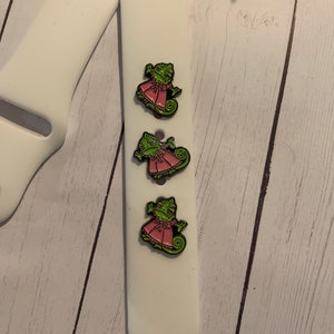 Lizard watch buttons