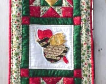 Christmas Sunbonnet Sue Wall Hanging Pattern