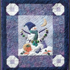 PDF Download - Midnight Feast Christmas Wall Hanging Pattern