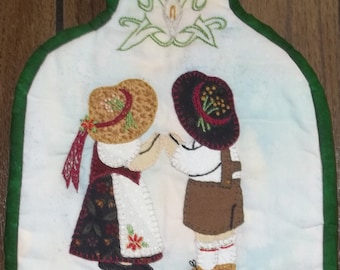 Deutschesfest Sunbonnet Sue & Sunhat Sam Potholder Pattern