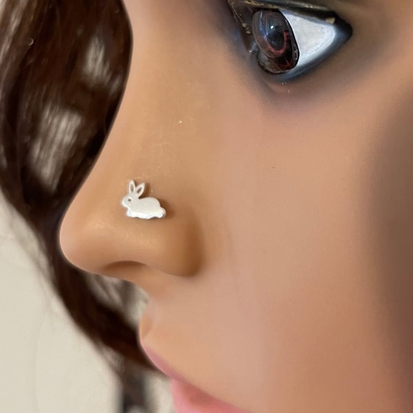 Bunny nose stud, rabbit cartilage earring, tiny Tragus, Animal Cute Silver cartilage earring, sterling silver stud Body jewelry Easter