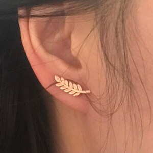 Rose gold leaf Ear Cuff,  Botanical Climber stud, Ear Jacket crawler, Ear Jacket Sweep, Stud Earrings Pin, Feather Earrings, Boho Earrings