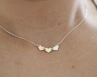 Tiny heart necklace Gift for mom Sister Gift BFF gift Dainty heart necklace, delicate necklace Bridesmaid gift Everyday water proof necklace
